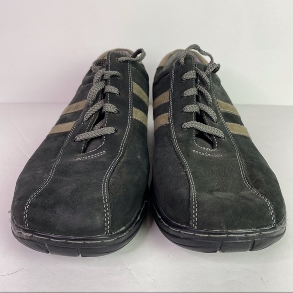 SKETCHERS Men’s Leather Stripe Sneakers | 12 - Picture 5 of 9